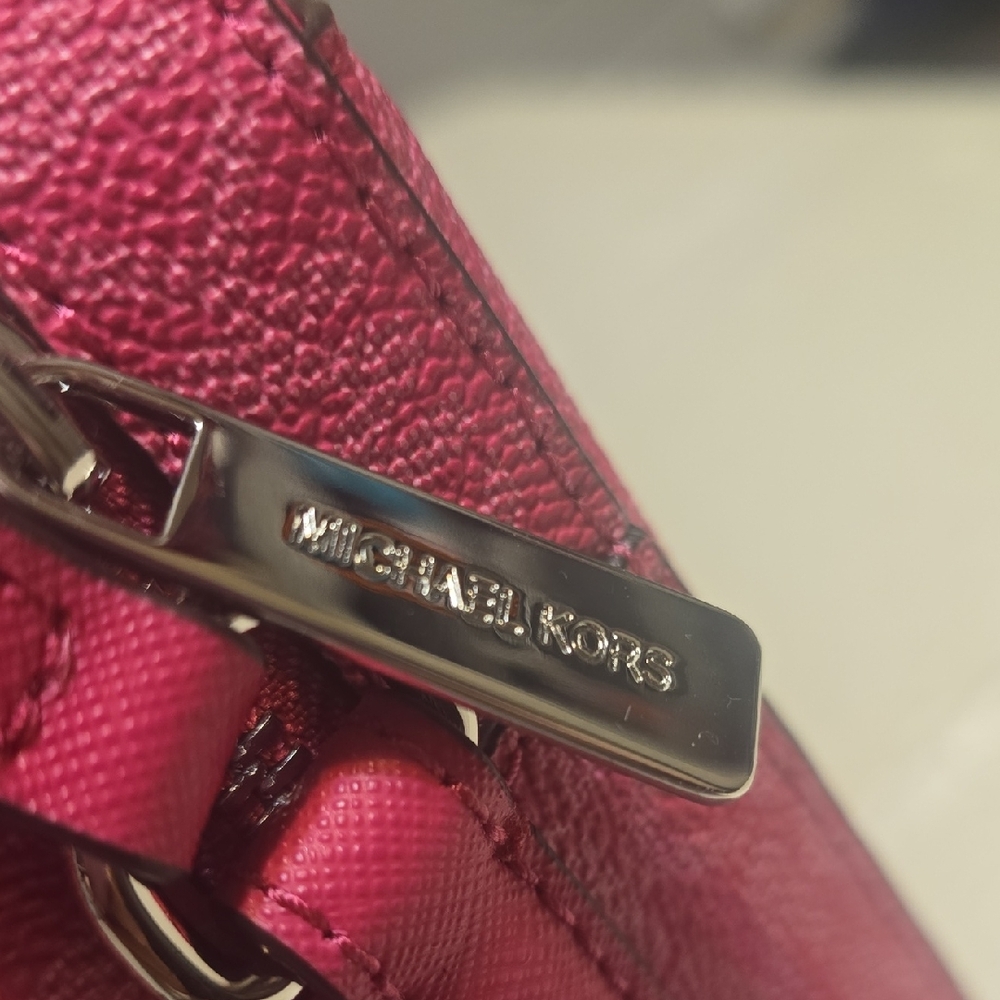 Michael Kors Authentic Jet Set Chain‎ Crossbody Dragonfruit - Picture 7 of 7